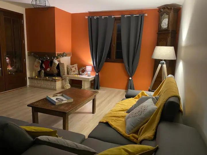 Gite Lavande Avec Piscine Privee Classe 4 Etoiles Lagorce  Luaran gambar